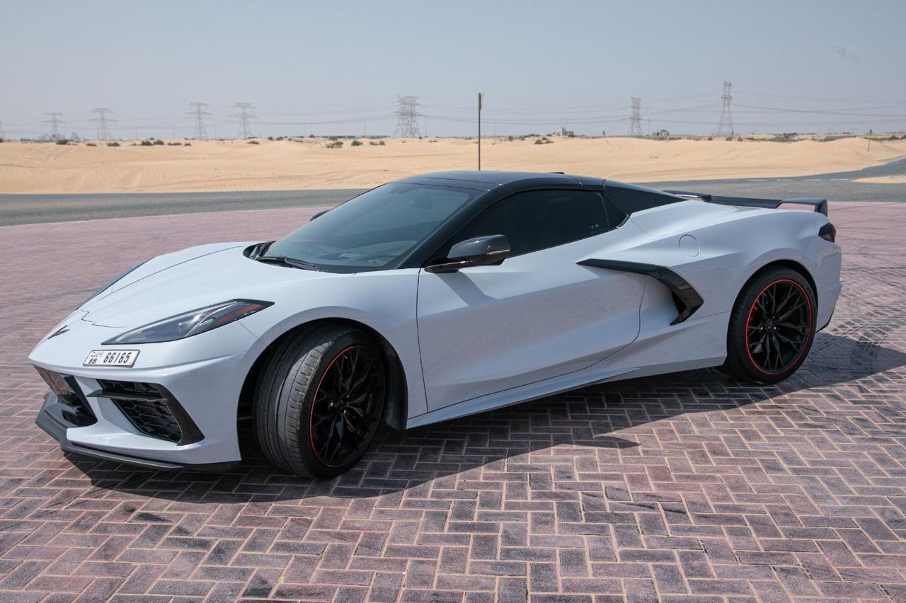 Chevrolet Corvette C8 white