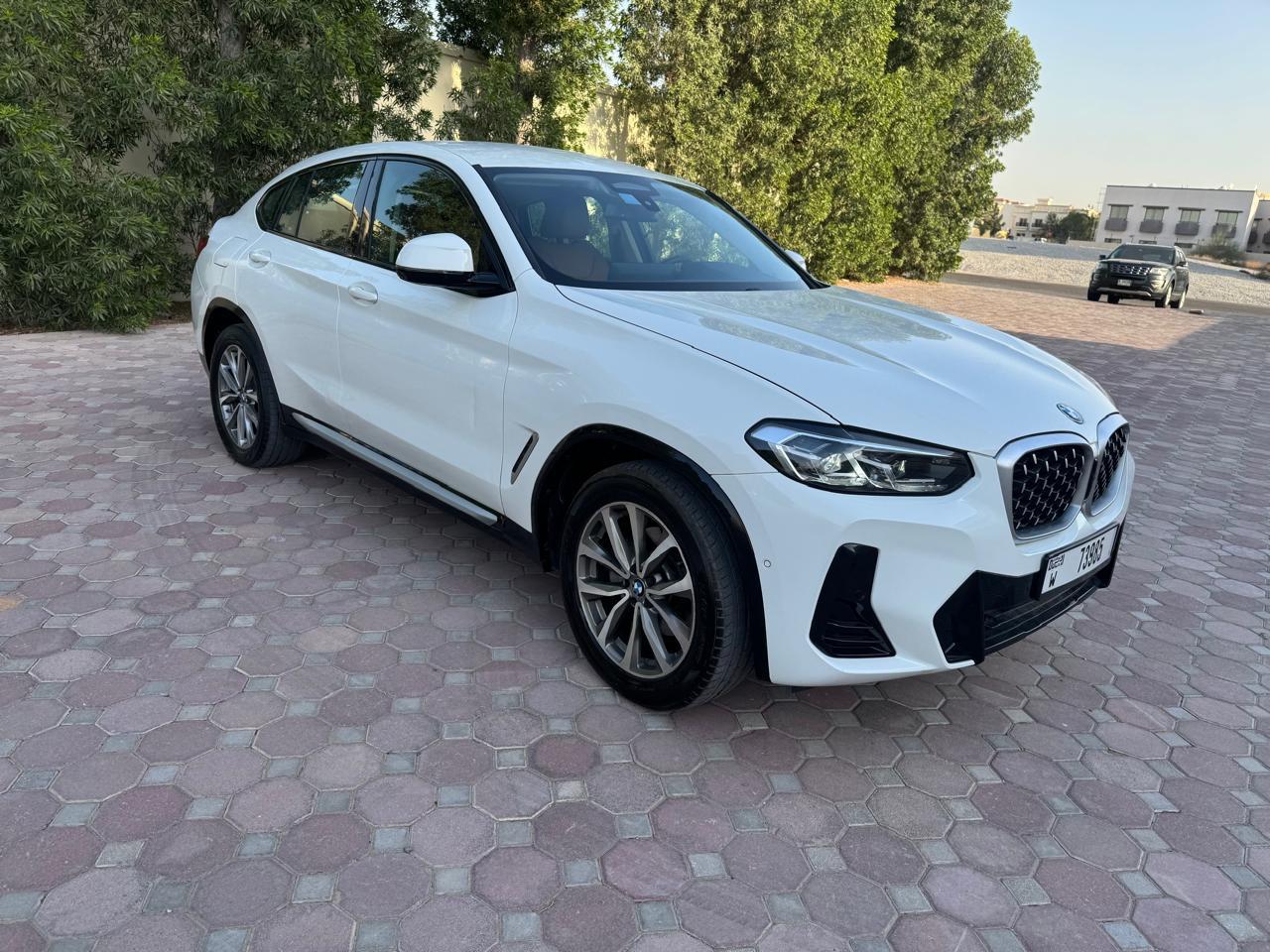 BMW X4 White