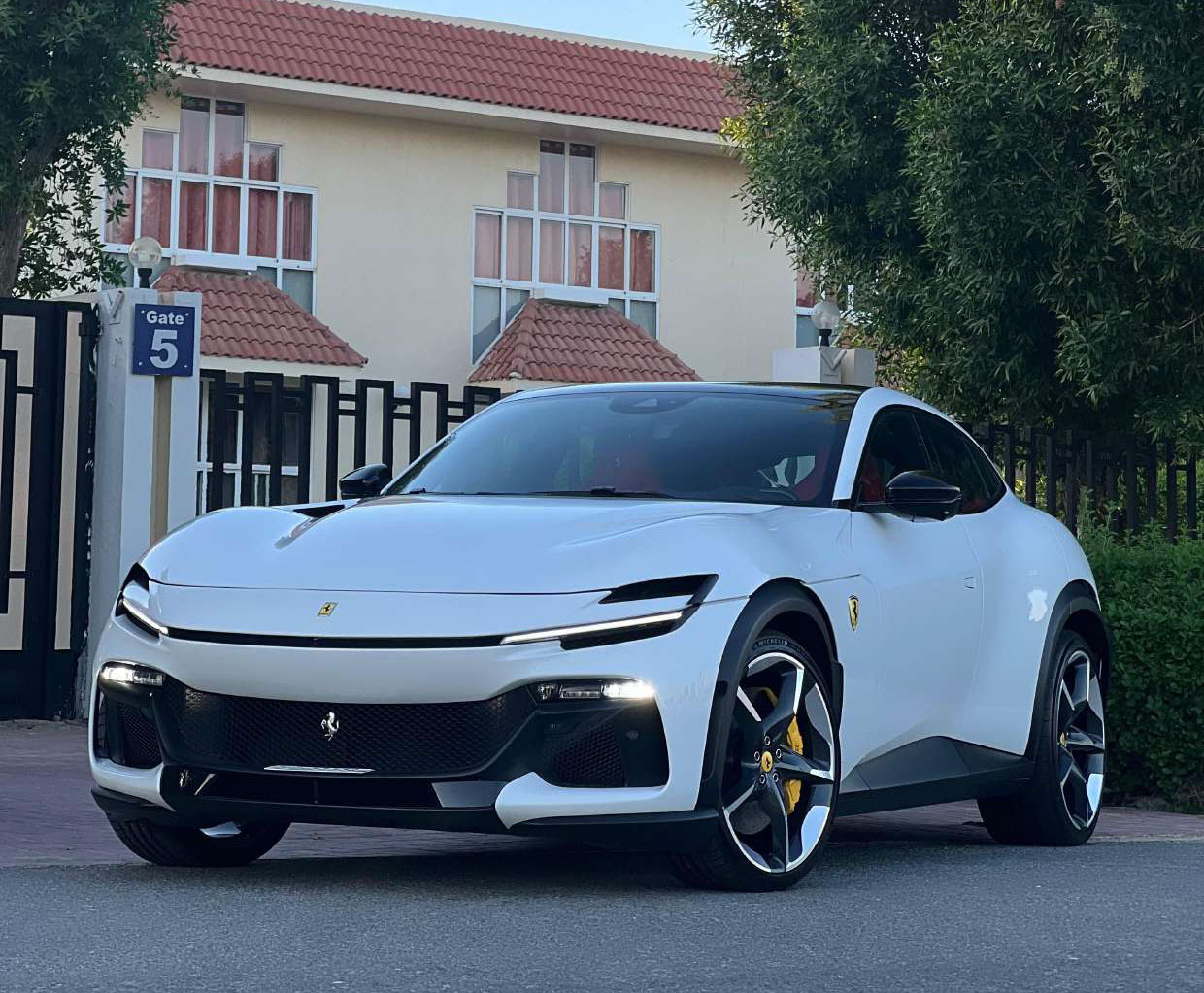 Ferrari Purosangue White