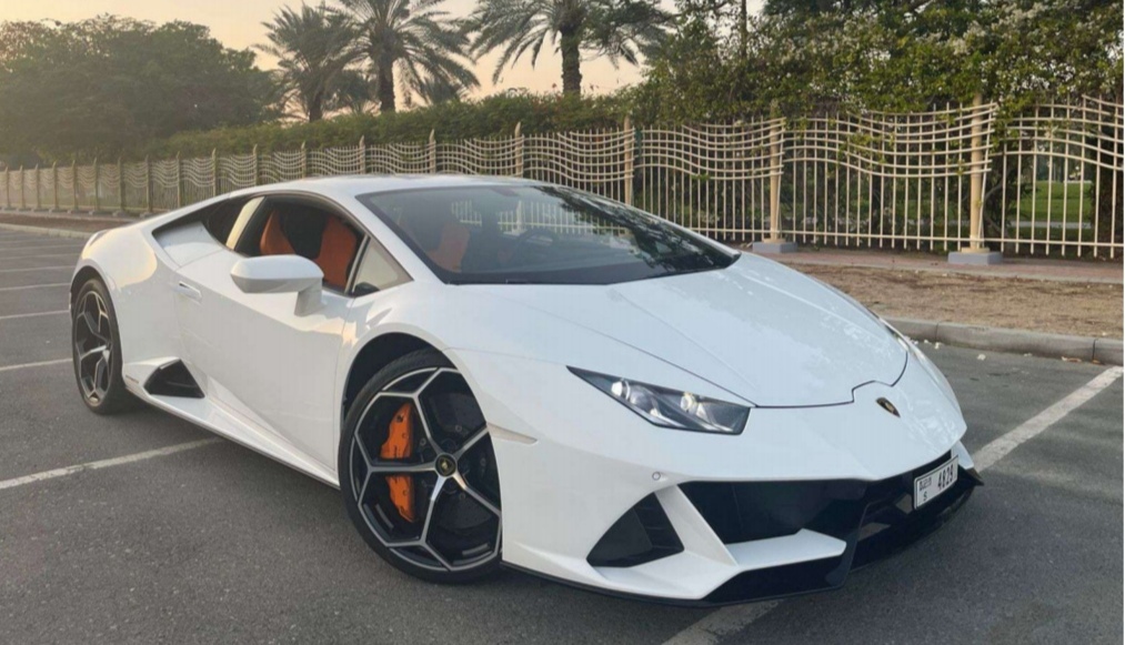Lamborghini Evo coupe white without deposit 