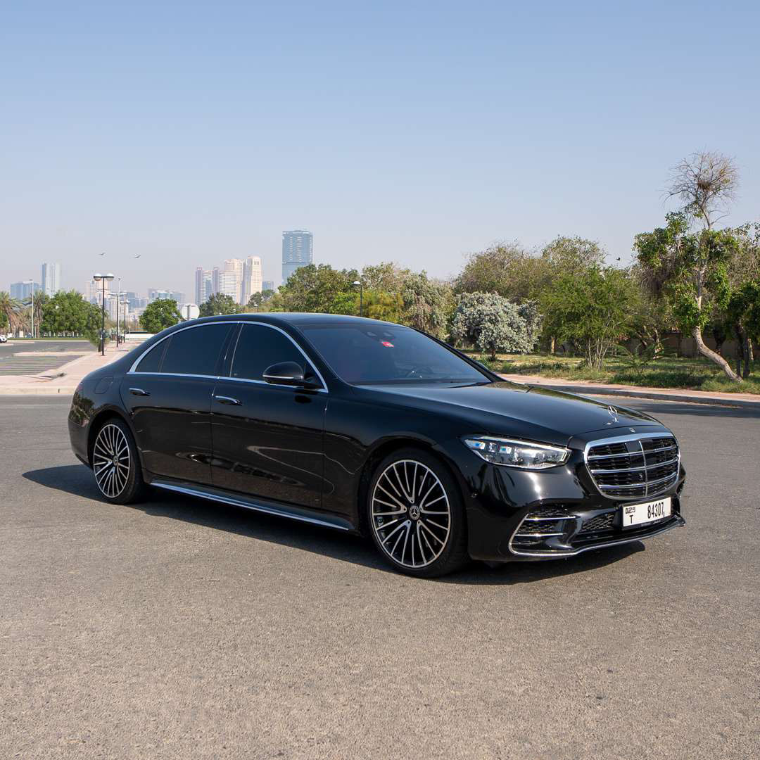 Mercedes Benz S580 Black | Luxury Sedan  2023 Hire dubai