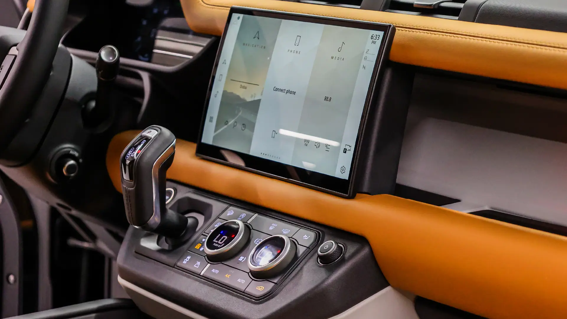Rent Range-Rover Defender BLACK 2024 in Dubai , UAE 