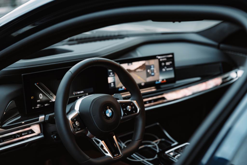 Rent Bmw Series 7 BLACK 2023 in Dubai , UAE 