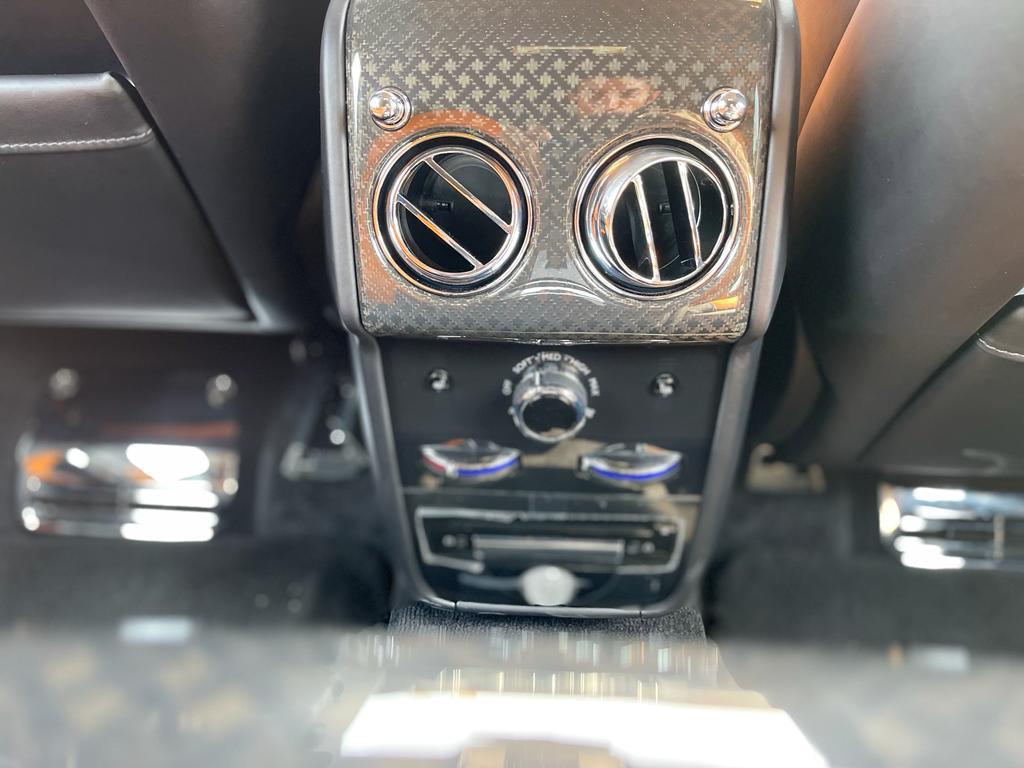 Rent Rolls-Royce Cullinan BLACK 2022 in Dubai , UAE 