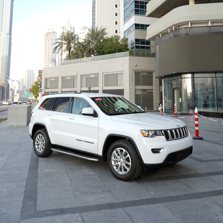 Rent Jeep Grand cherokee WHITE 2021 in Dubai , UAE 