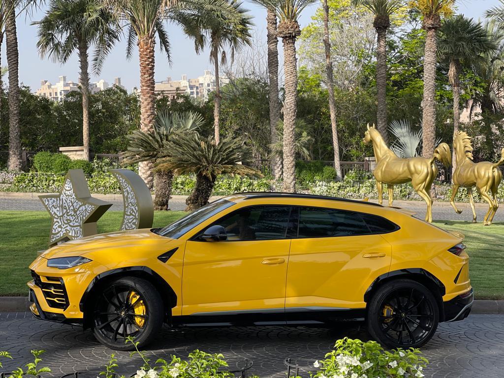 Rent Lamborghini Urus YELLOW 2022 in Dubai , UAE 