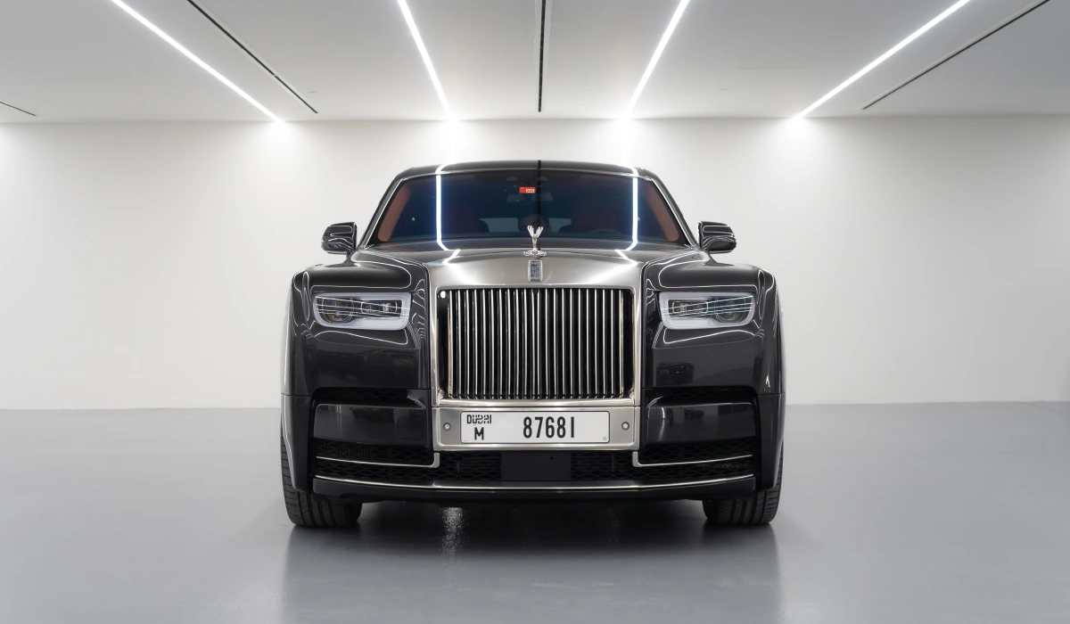 Rent Rolls-Royce Phantom BLACK 2022 in Dubai , UAE 