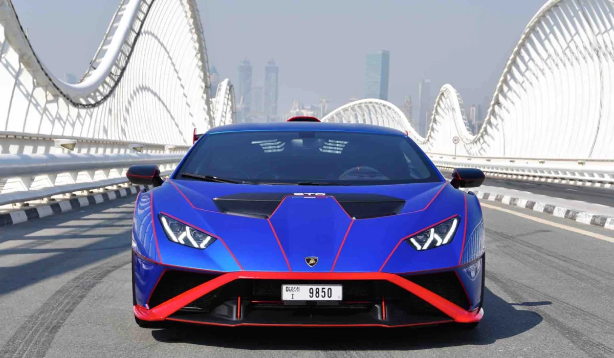 Rent Lamborghini Huracan BEIGE 2022 in Dubai , UAE 