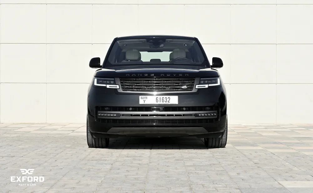 Rent Range-Rover Vogue BLACK 2022 in Dubai , UAE 