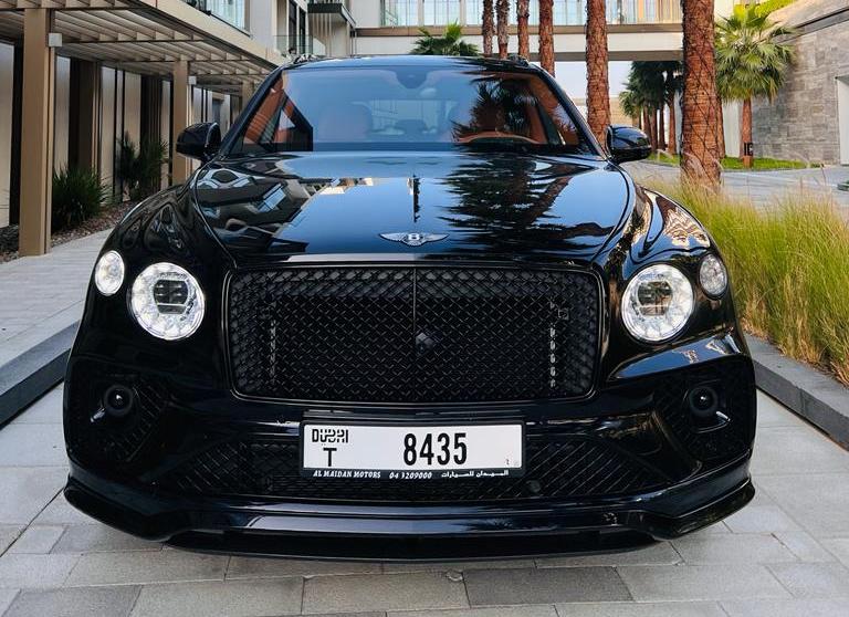 Rent Bentley Bentayga BLACK 2022 in Dubai , UAE 