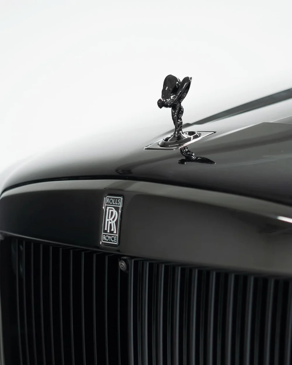 Rent Rolls-Royce Cullinan BLACK 2023 in Dubai , UAE 