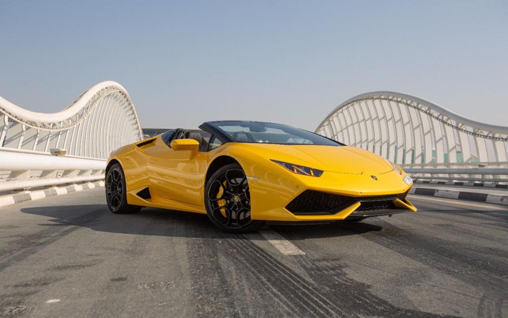 Rent Lamborghini Evo YELLOW 2022 in Dubai , UAE 