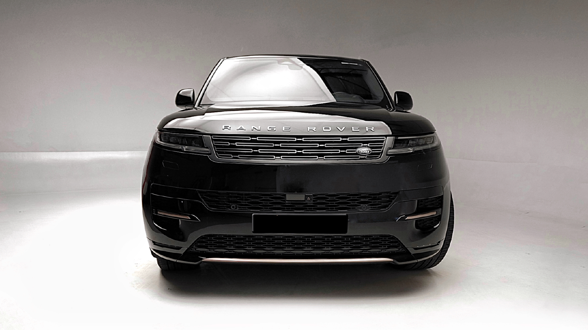 Rent Range-Rover Sport BLACK 2024 in Dubai , UAE 