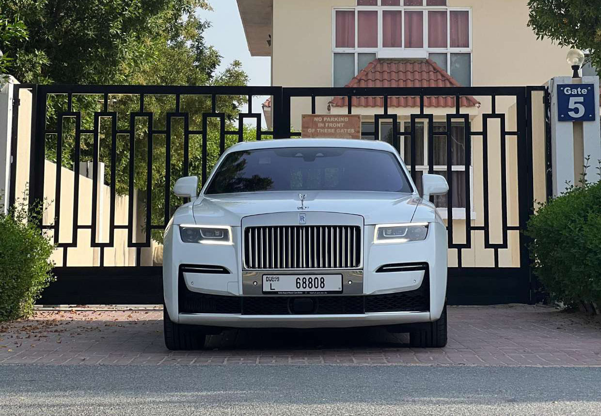 Rent Rolls-Royce Dawn WHITE 2023 in Dubai , UAE 