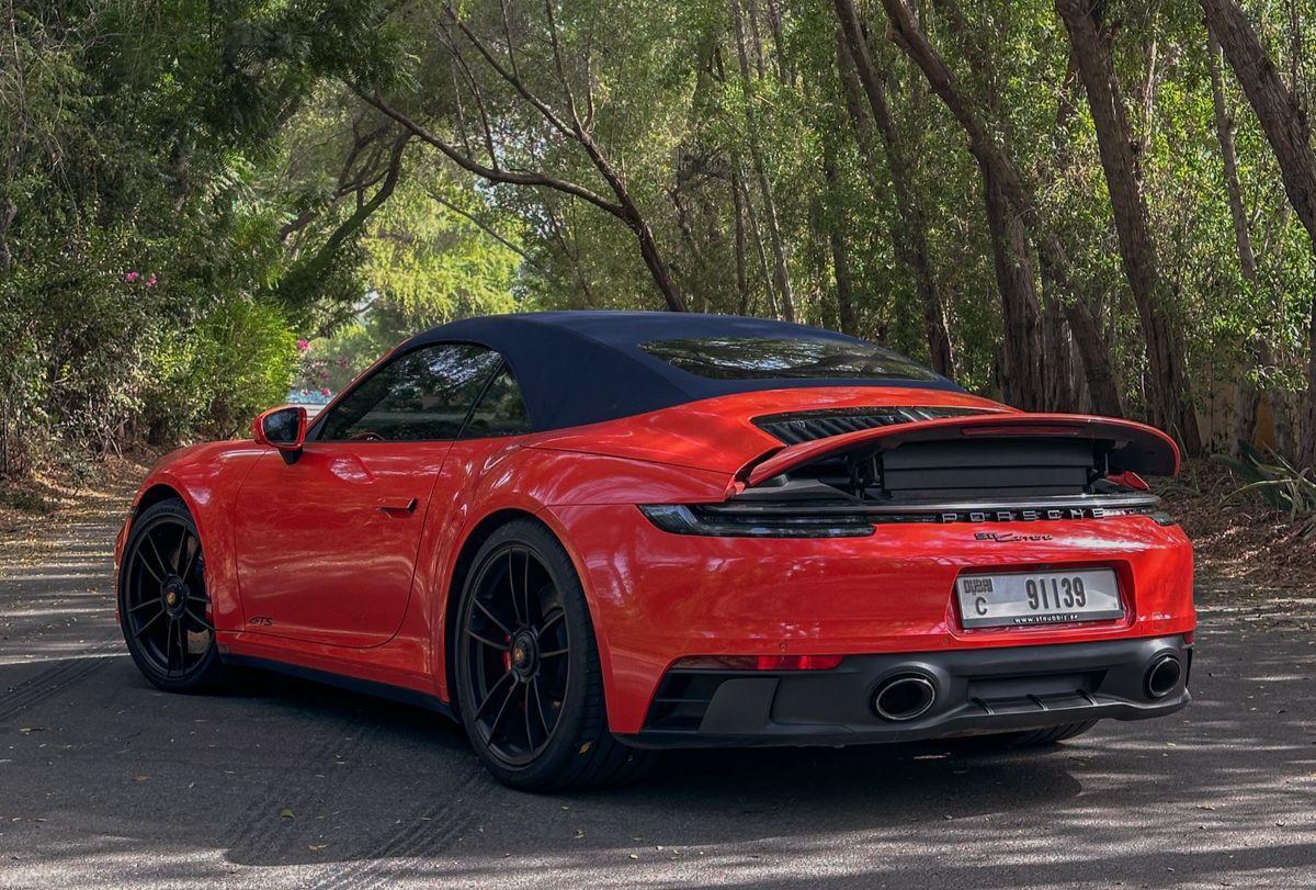 Rent Porsche Carrera RED 2022 in Dubai , UAE 