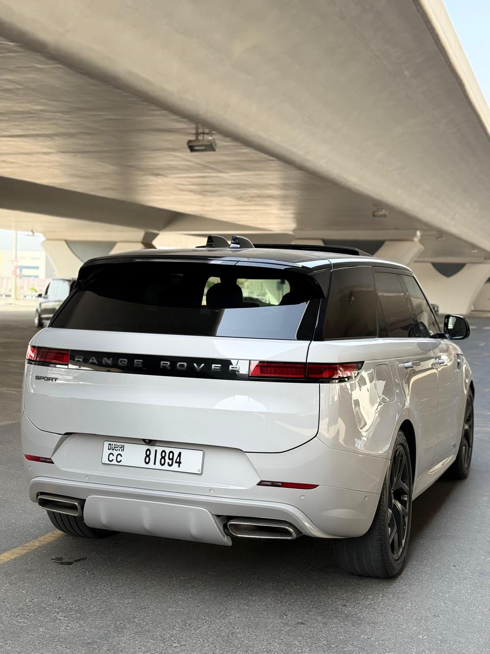 Rent Sport WHITE 2025 with chauffeur in Dubai , UAE 