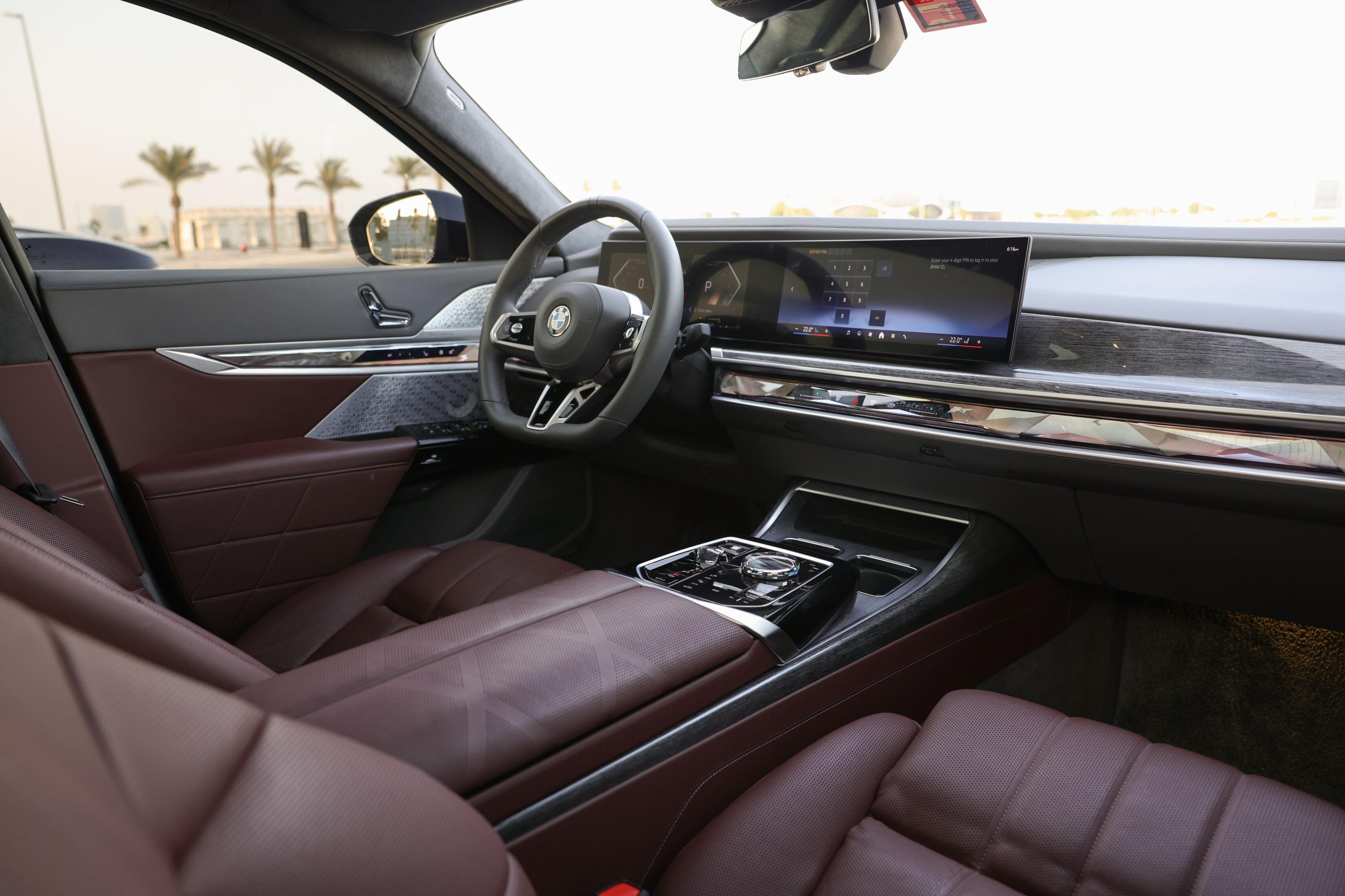 Rent Bmw Series 7 BLACK 2023 in Dubai , UAE 