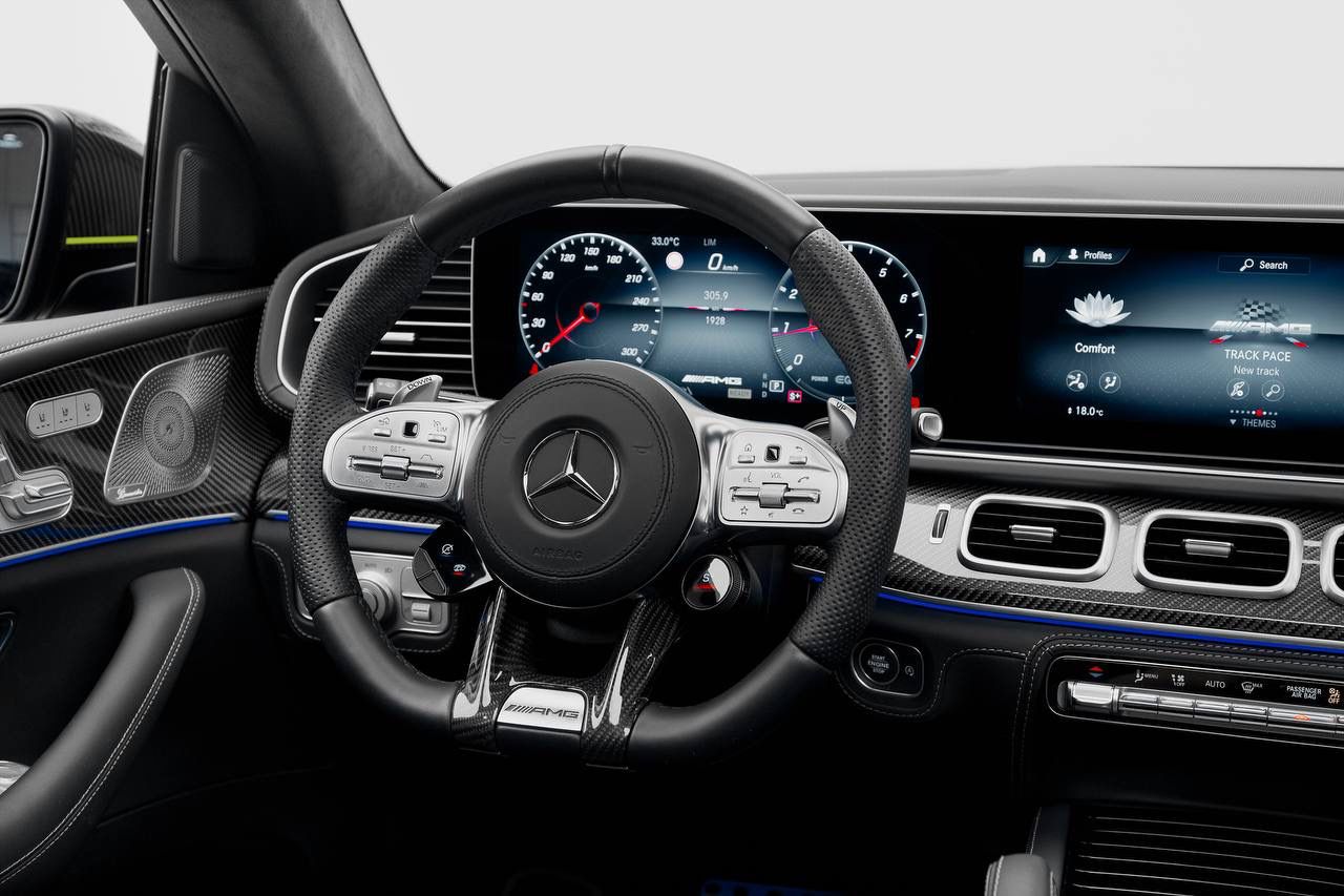 Rent Mercedes-Benz AMG G800 Brabus BLACK 2023 in Dubai , UAE 