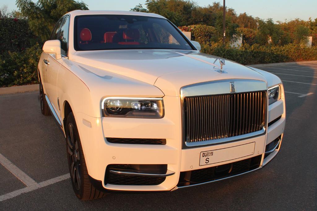 Rent Rolls-Royce Cullinan WHITE 2021 in Dubai , UAE 