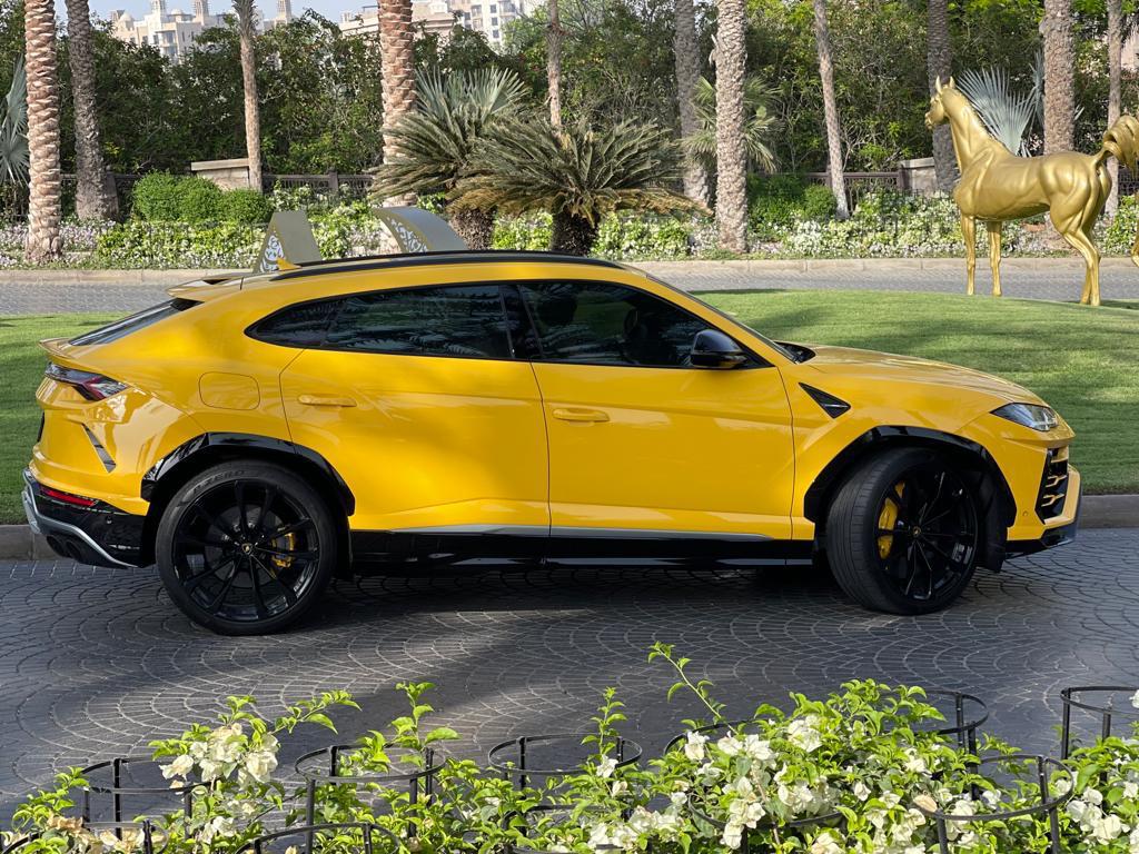 Rent Lamborghini Urus YELLOW 2022 in Dubai , UAE 