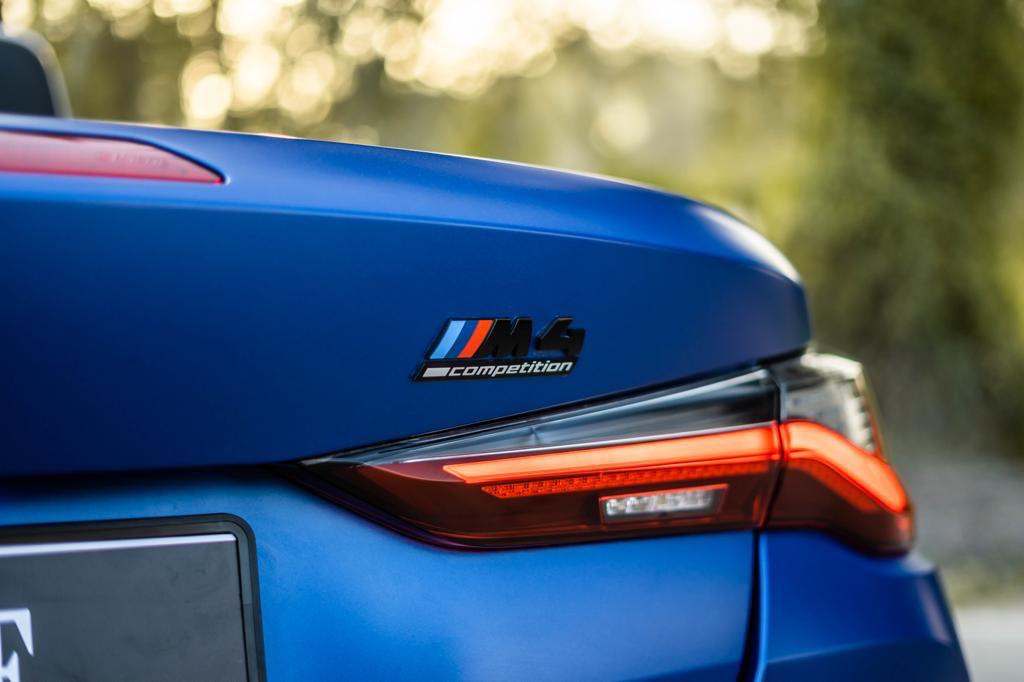 Rent Bmw Series m BLUE 2023 in Dubai , UAE 