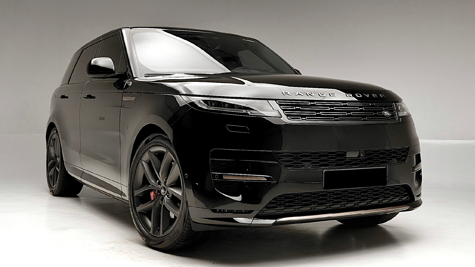 Rent Range-Rover Sport BLACK 2024 in Dubai , UAE 