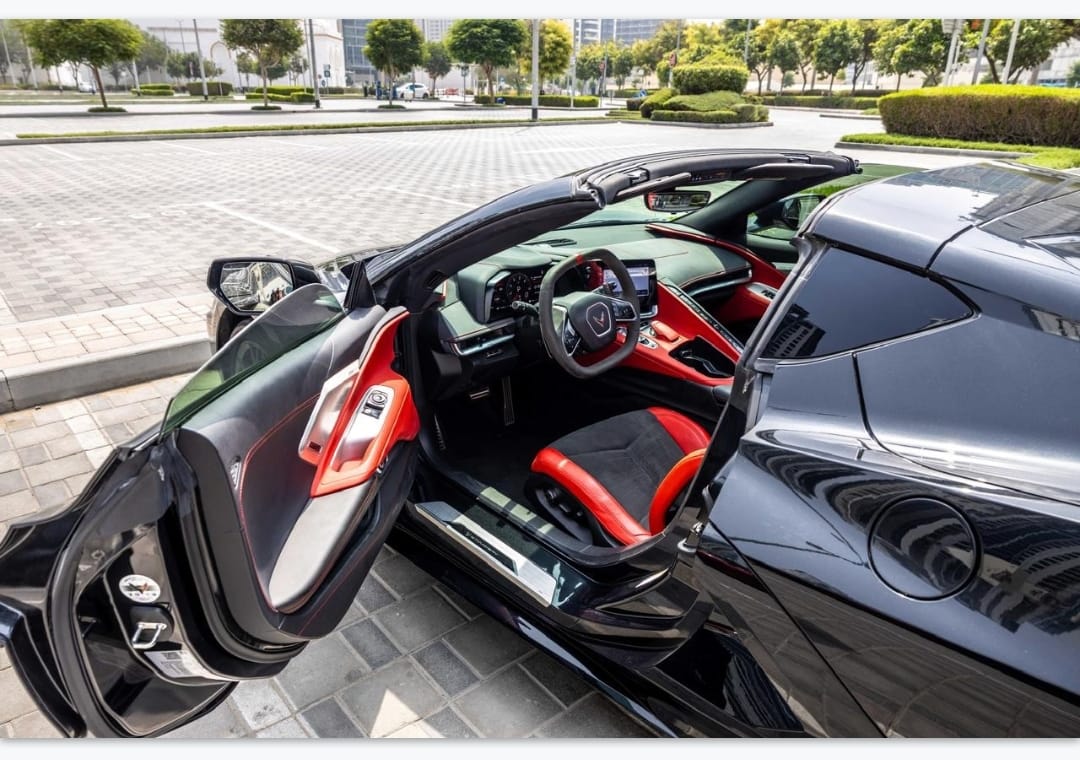 Chevrolet Corvette C8 Convertible Blue  2024