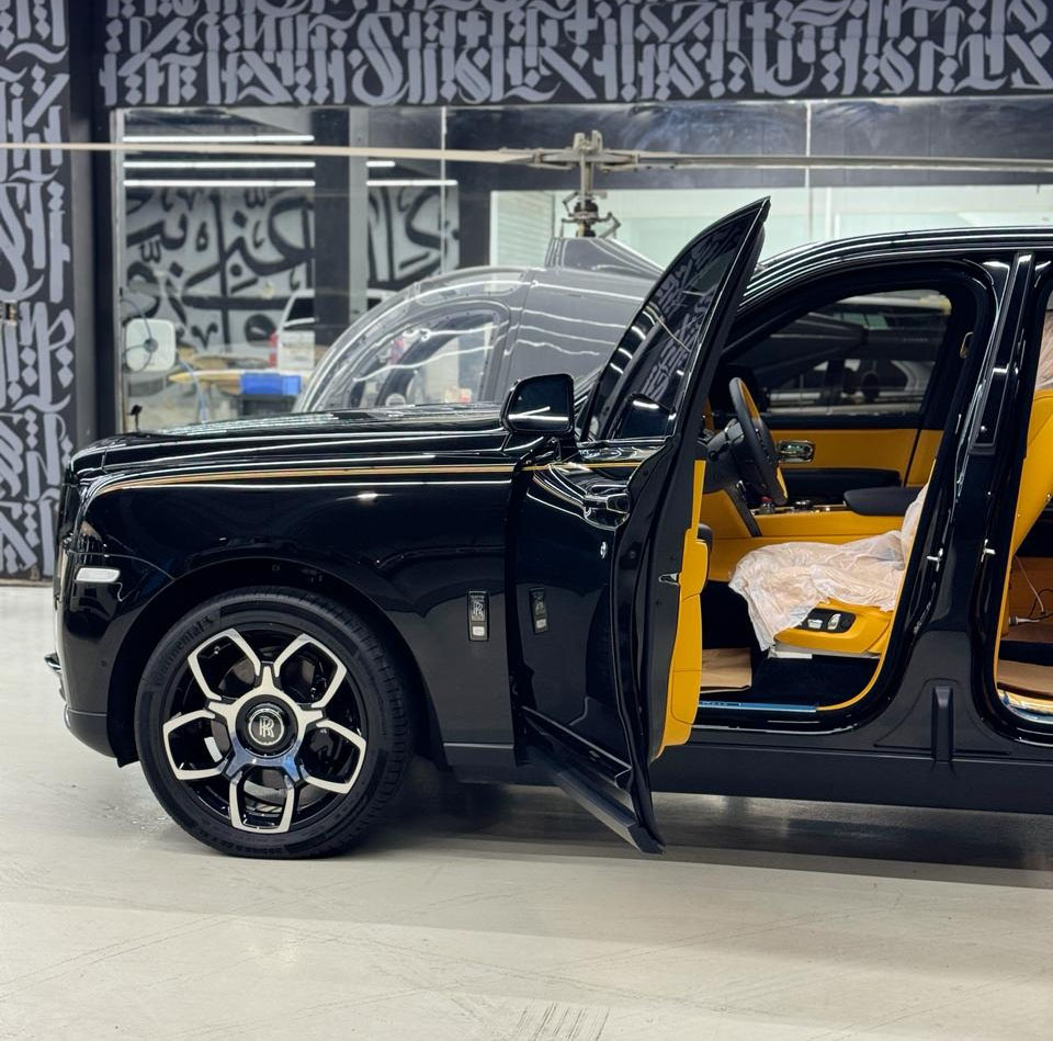 Rolls-Royce Cullinan Black Badge Gcc  2024