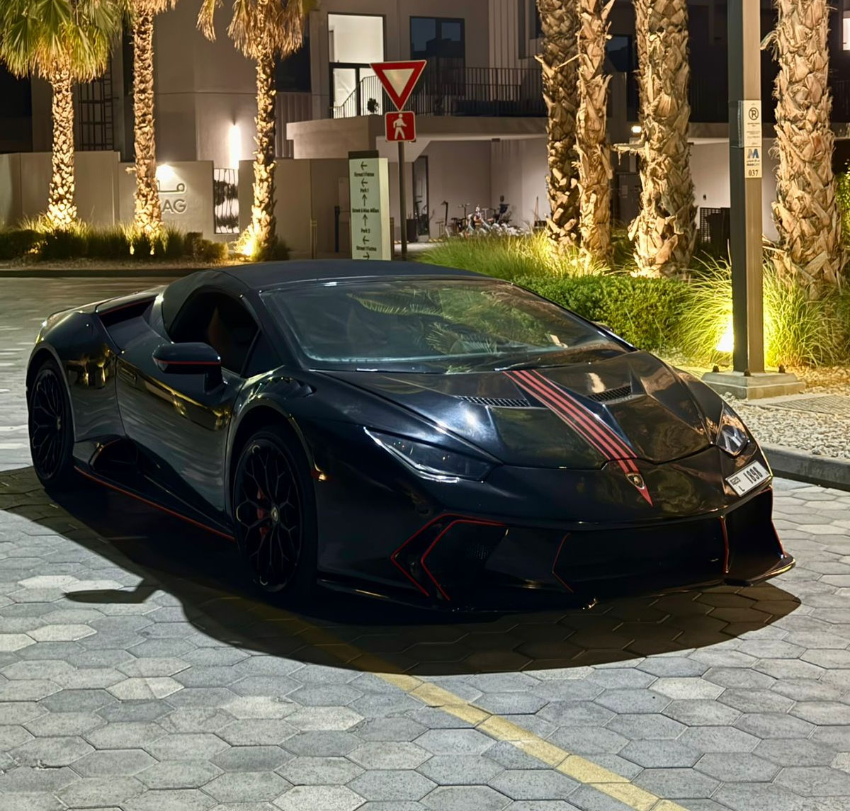 Lamborghini Huracan EVO Black Best Price 2022 Lamborghini Huracan EVO Black Best Price 2022