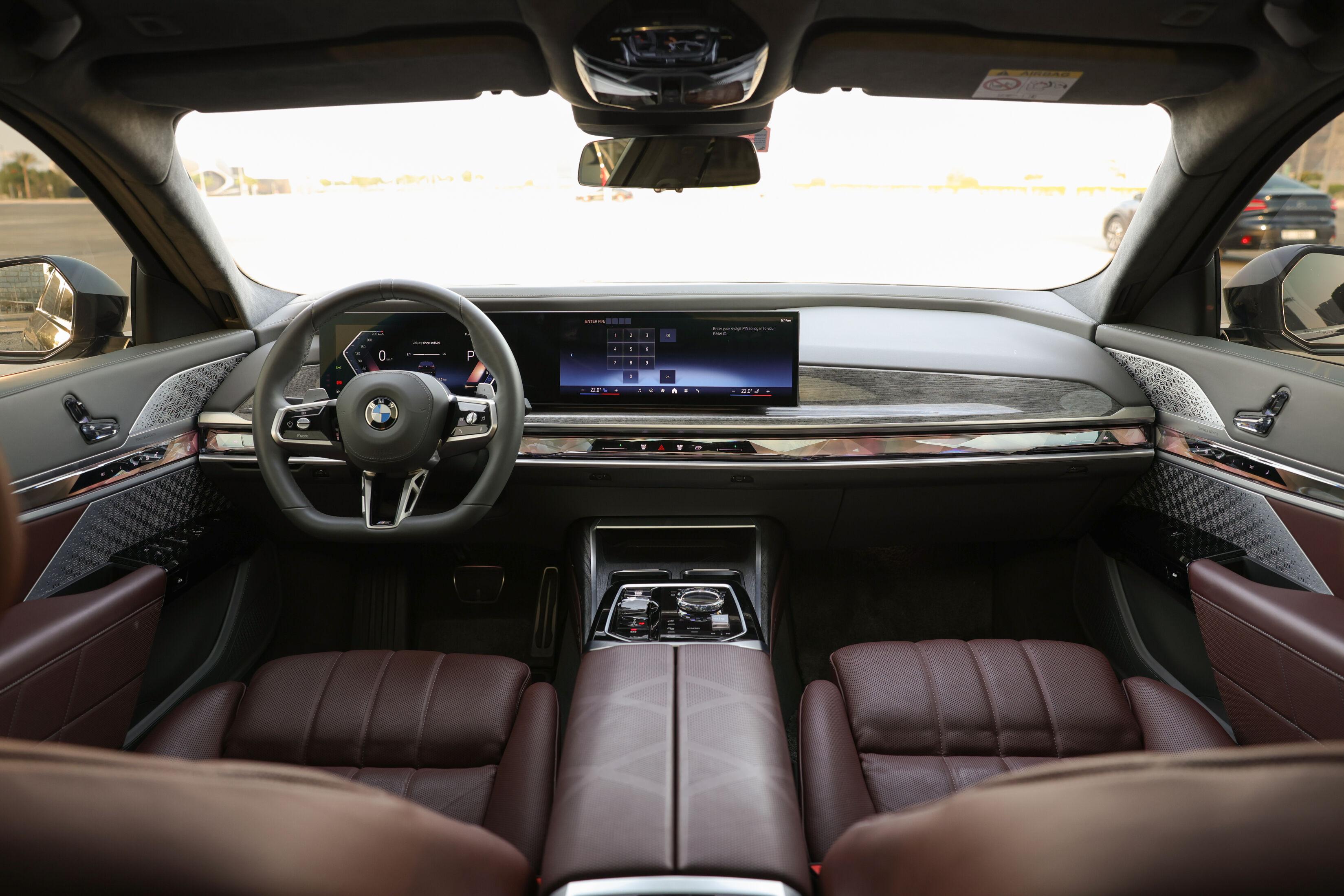 Rent Bmw Series 7 BLACK 2023 in Dubai , UAE 