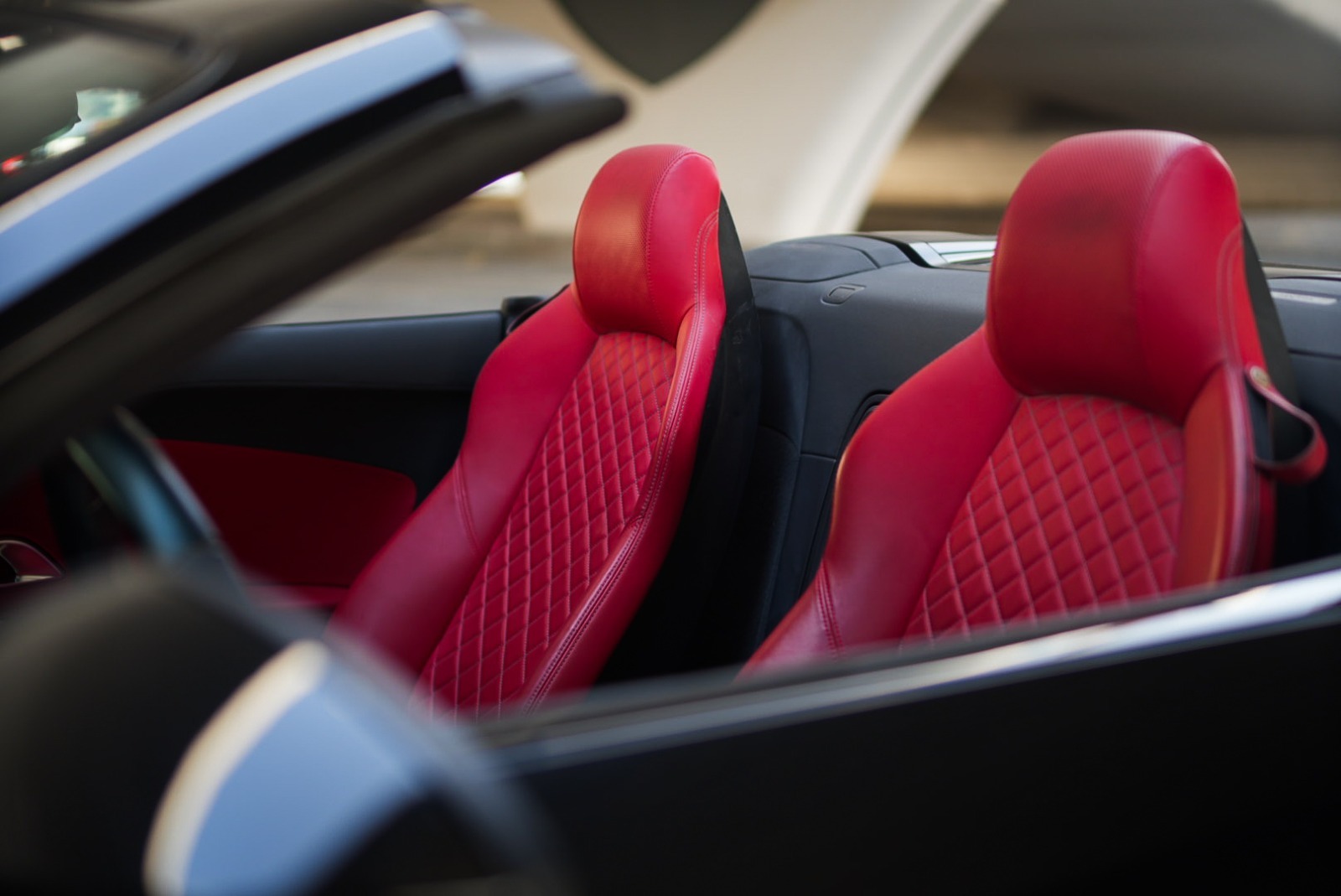 Rent Audi R8 BLACK 2023 in Dubai , UAE 