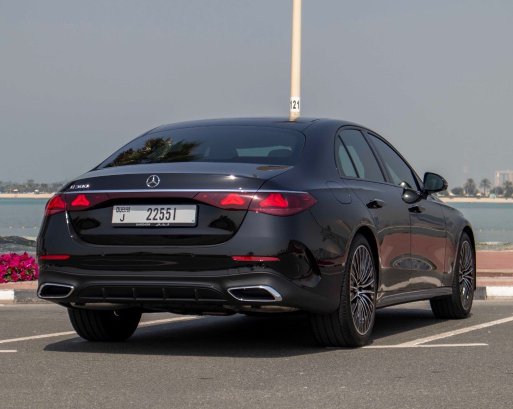 Mercedes-Benz E-Class E 300 Black  2024