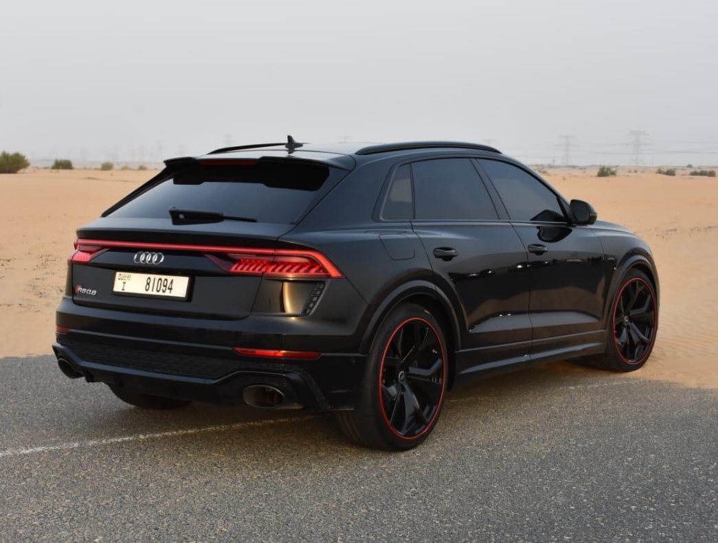 Audi Rsq8 Black Best Price  2023