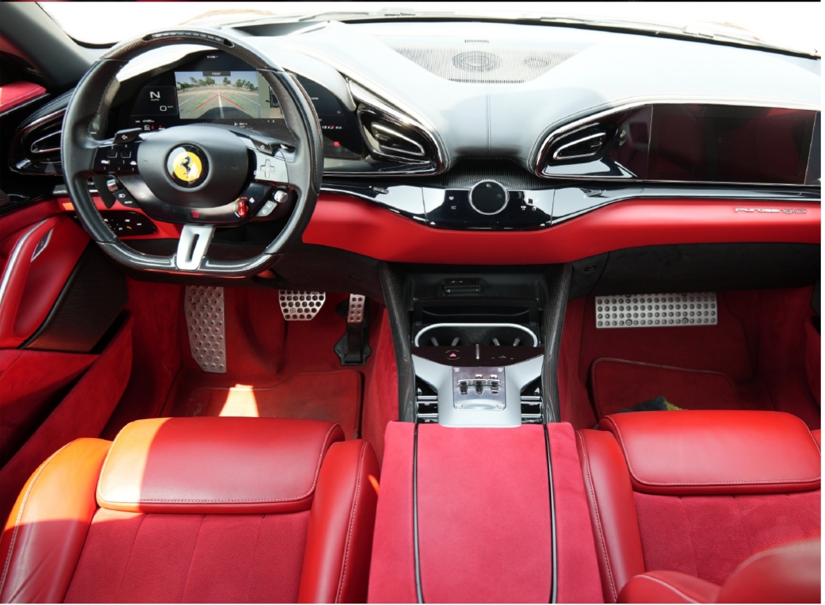 Ferrari Purosangue V12 Red  2025