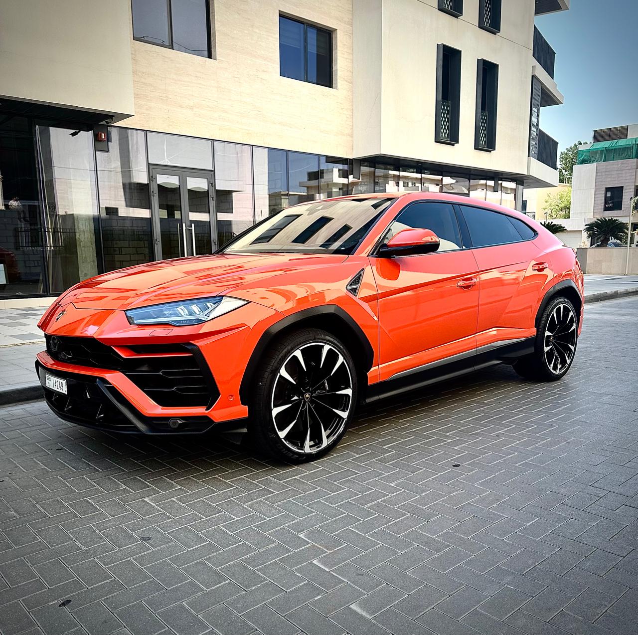 Lamborghini Urus Red Good Price  2024