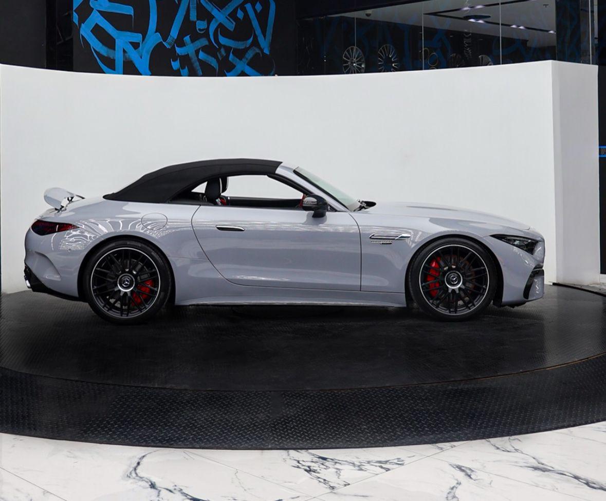 MERCEDES SL63 AMG V8 BITURBO Light Grey  2025