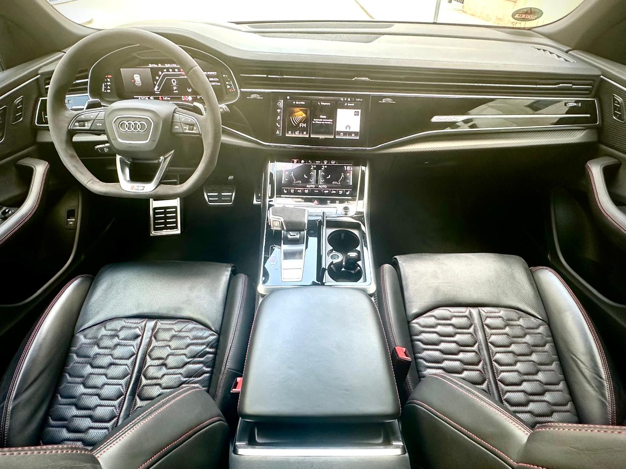 Audi RS Q8 Black Monthly  2023
