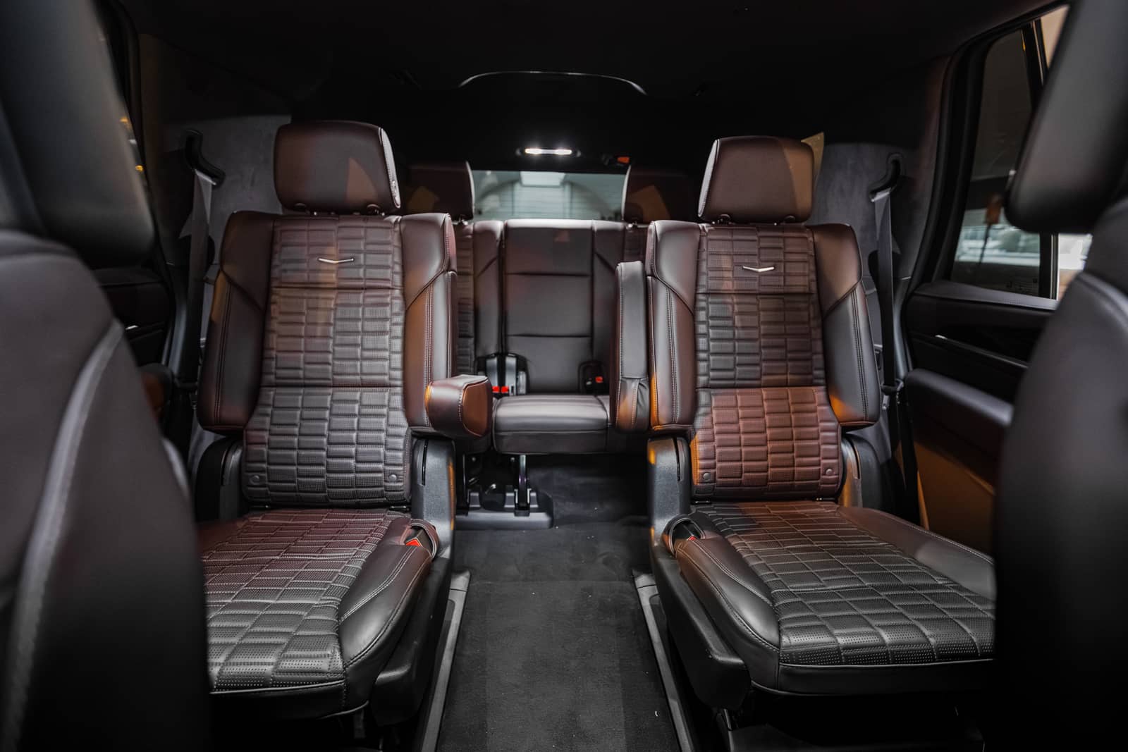 CADILLAC ESCALADE V WHITE  2023