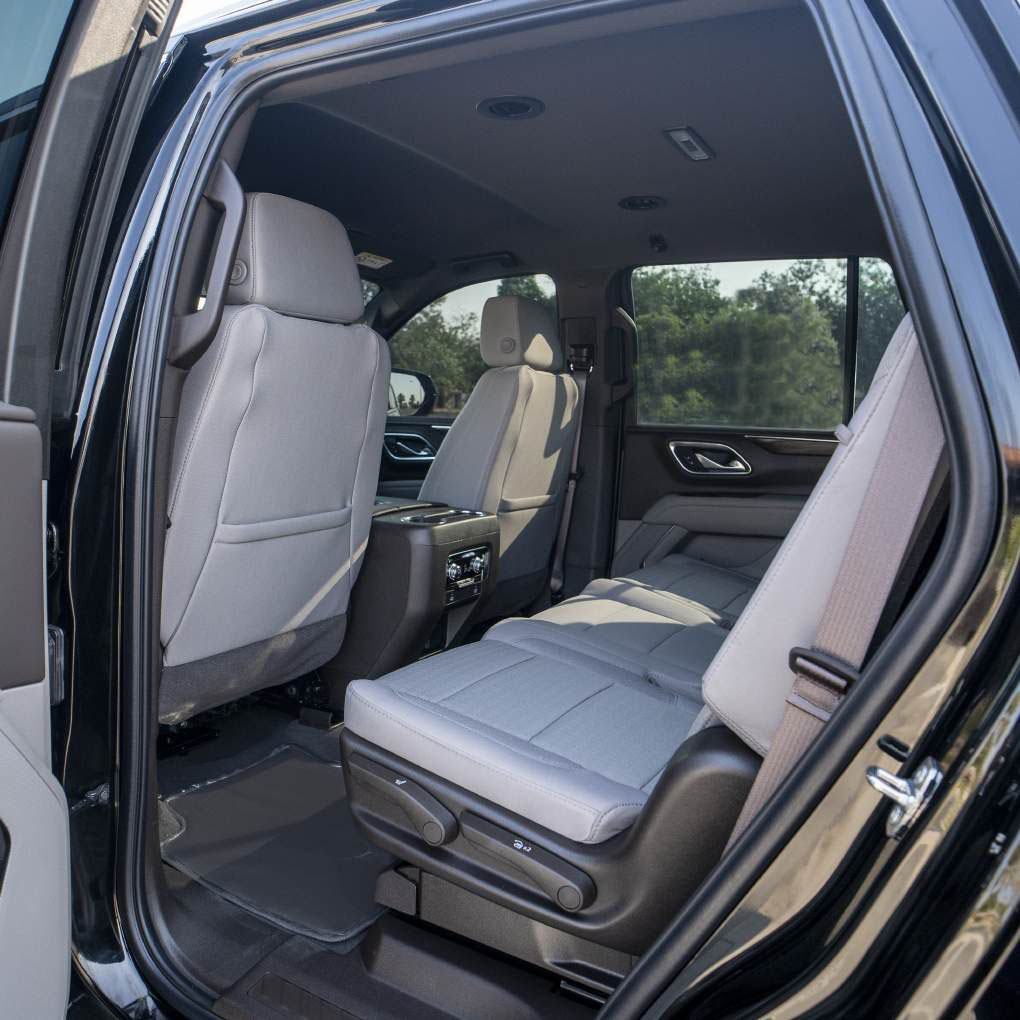 GMC Yukon 7 Seater Family SUV Black Zero Deposit  2024