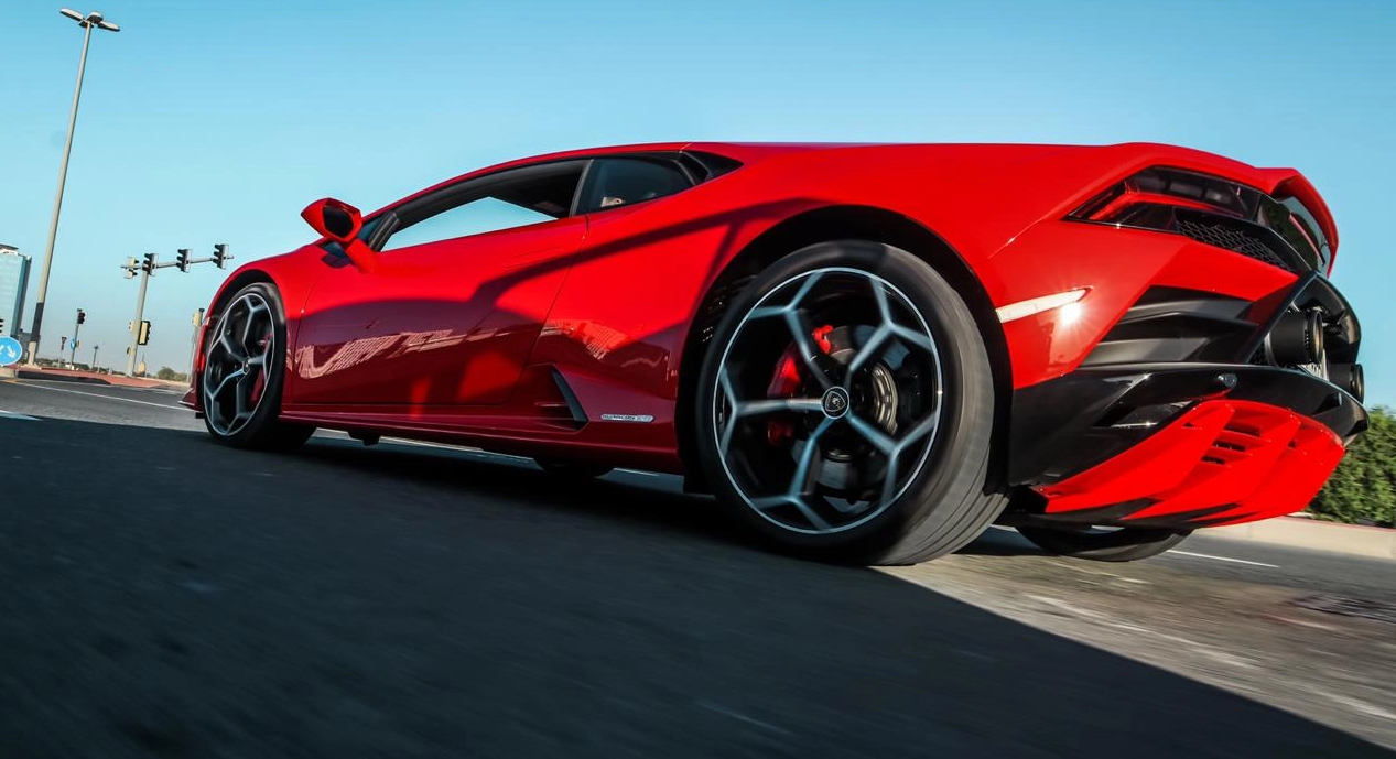 Rent Lamborghini Huracan RED 2024 in Dubai , UAE 