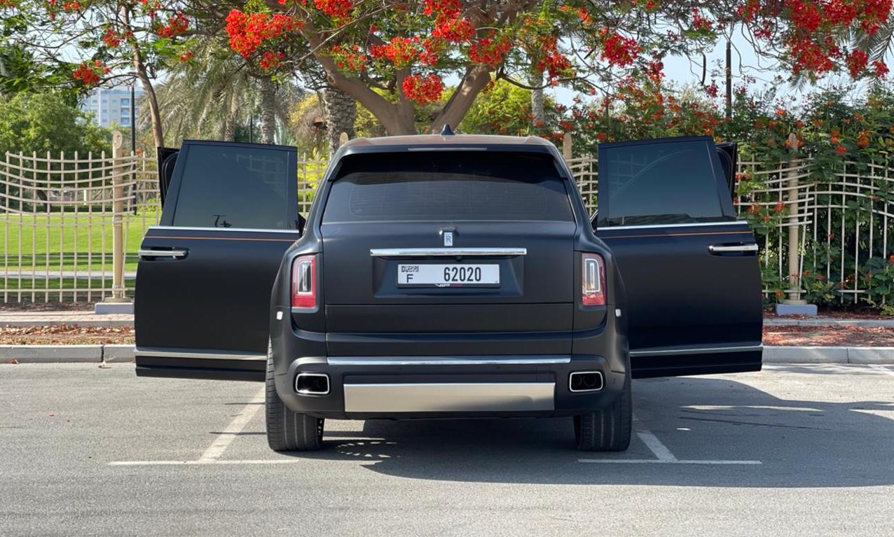 Rent Rolls-Royce Cullinan BLACK 2021 in Dubai , UAE 