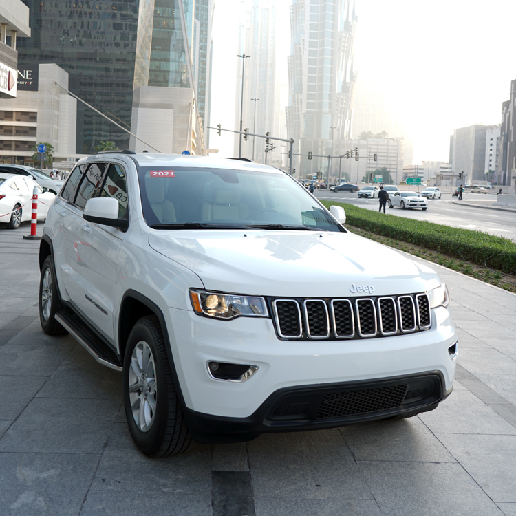 Rent Jeep Grand cherokee WHITE 2021 in Dubai , UAE 