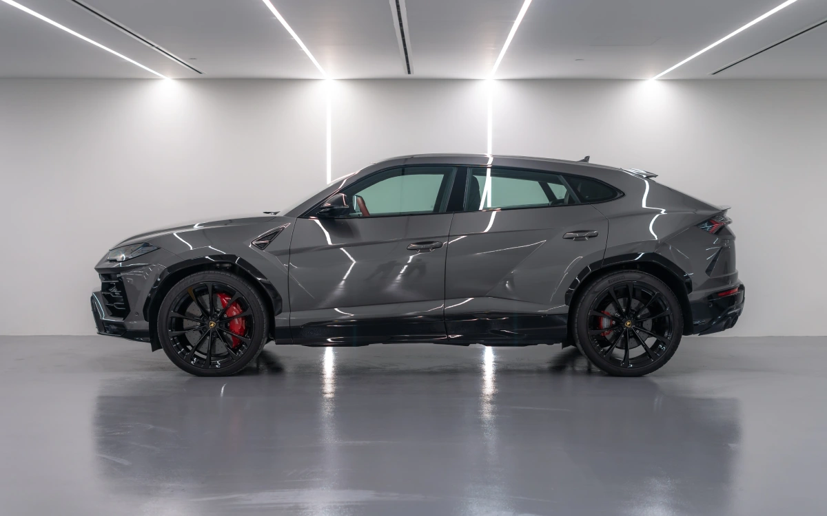 Rent Lamborghini Urus  2022 in Dubai , UAE 