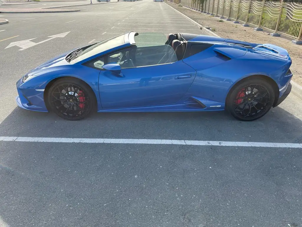Rent Lamborghini Huracan  2022 in Dubai , UAE 