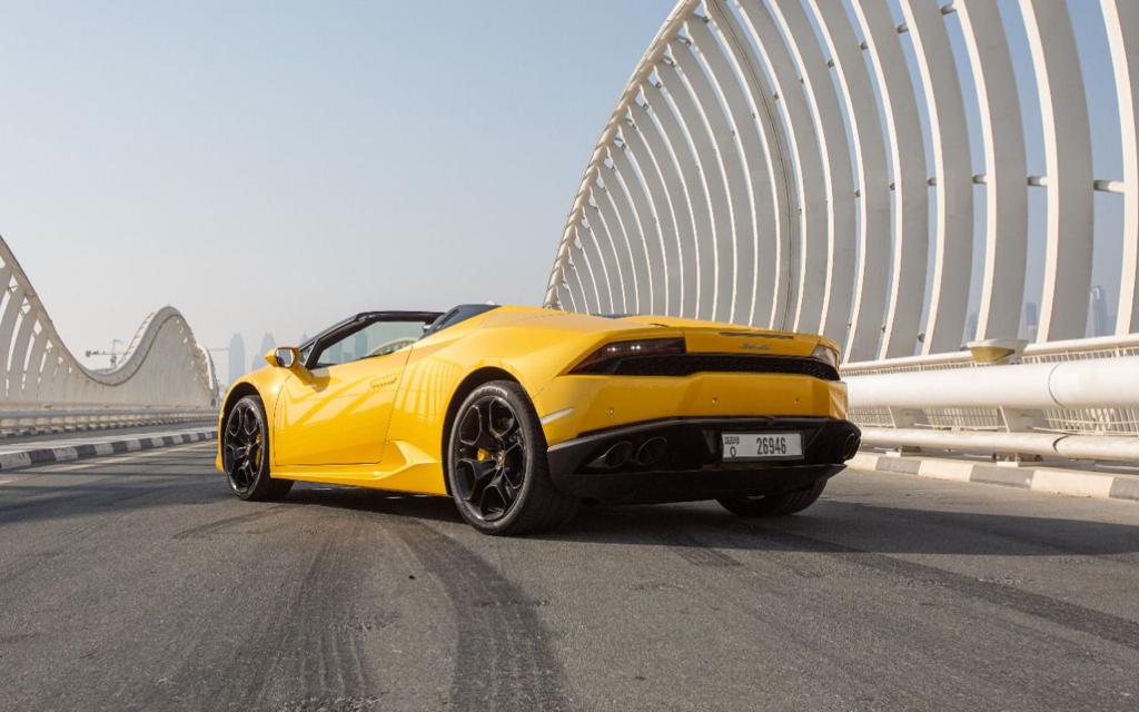 Rent Lamborghini Evo YELLOW 2022 in Dubai , UAE 