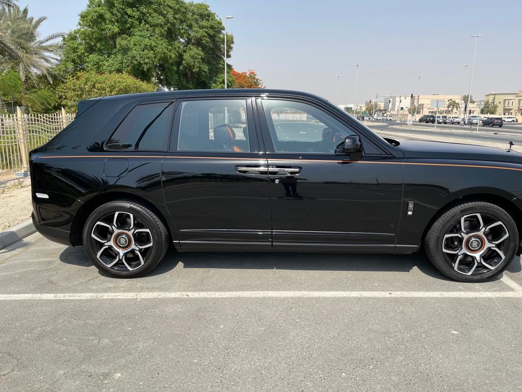Rent Rolls-Royce Cullinan BLACK 2022 in Dubai , UAE 