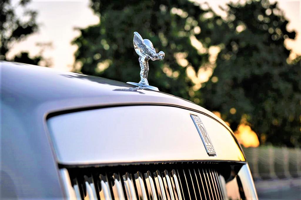 Rent Rolls-Royce Dawn GREY 2022 in Dubai , UAE 