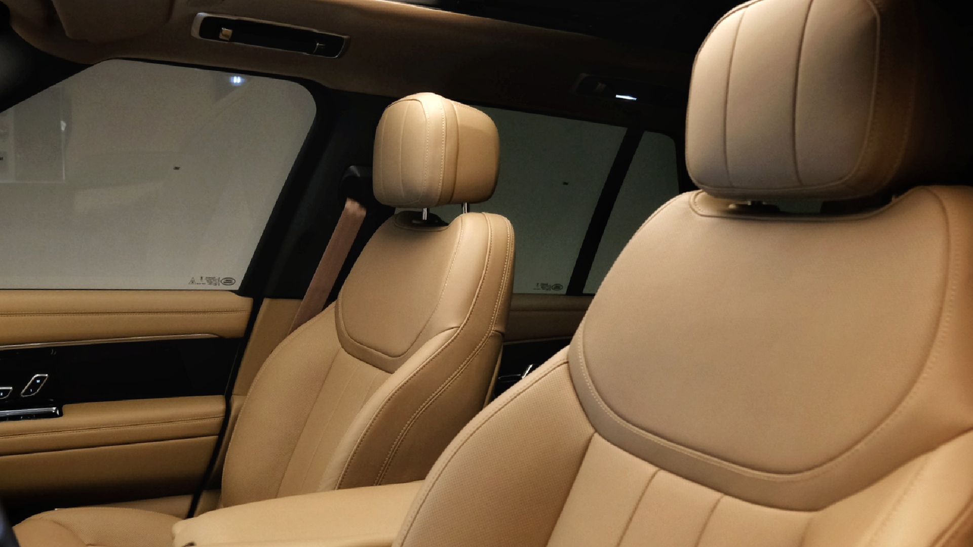 Rent Range-Rover Sport BLACK 2024 in Dubai , UAE 