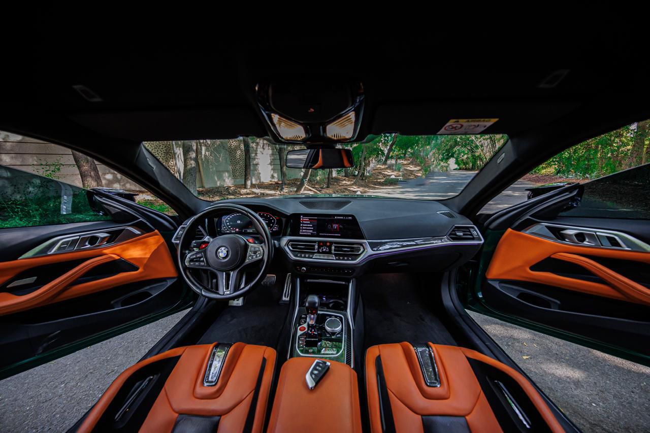 Rent Bmw Series m GREEN 2023 in Dubai , UAE 