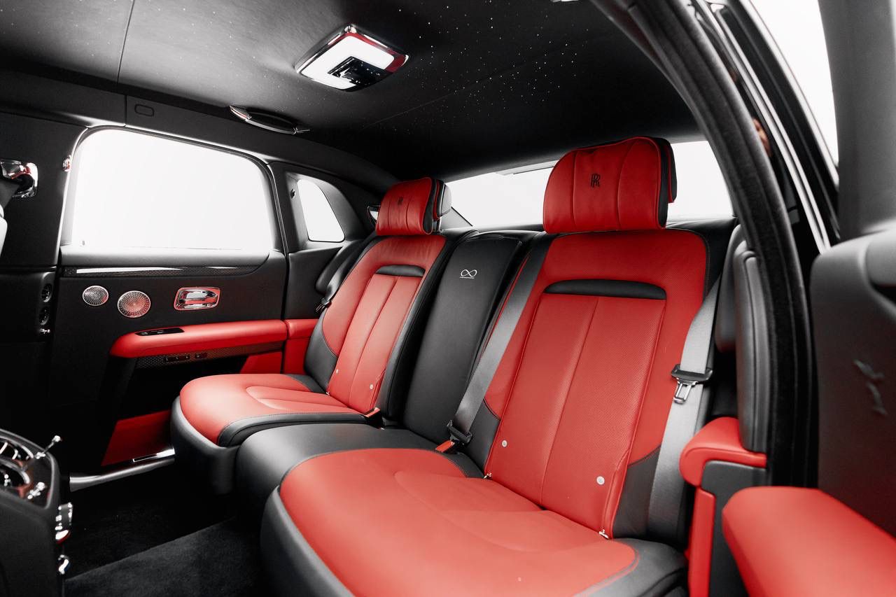 Rent Rolls-Royce Ghost BLACK 2024 in Dubai , UAE 